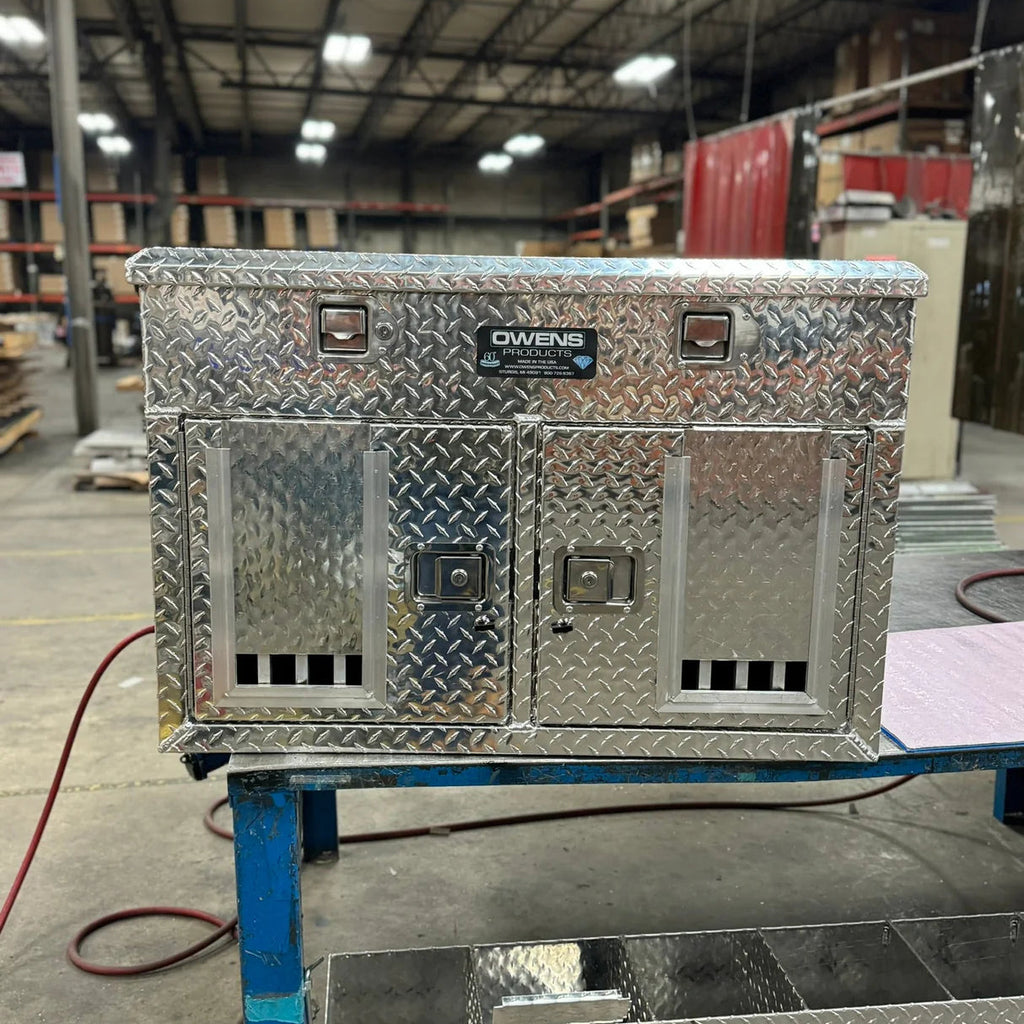 Owens Dog Box 55005 Hunter Series Double Compartment with Top Storage