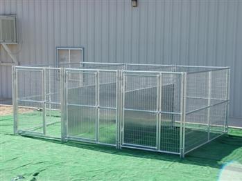 Rhino 3-Run Dog Kennel with Fight Guard Divider 5'x10'